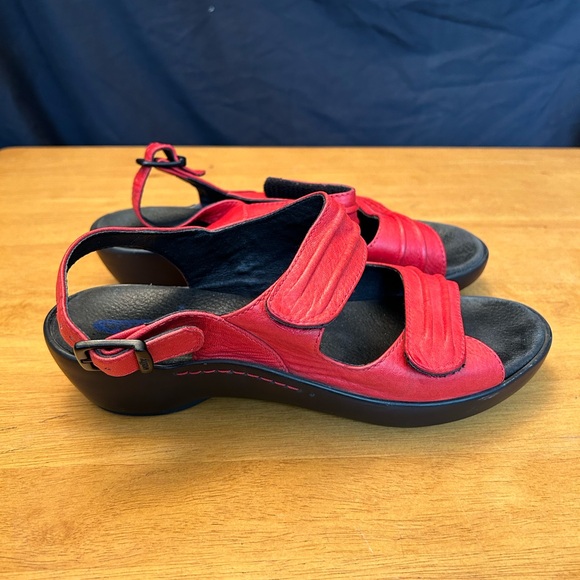 Wolky Sandals - Picture 3 of 9